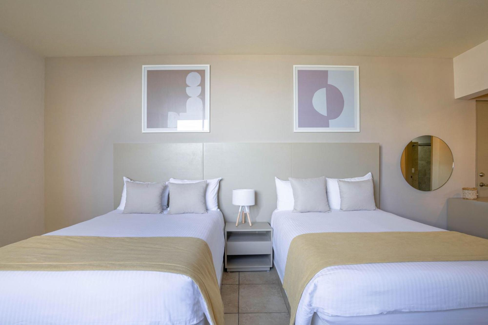 Ixchel Beach Hotel Isla Mujeres Zimmer foto